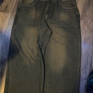 Men's Relaxed Fit Black Jeans